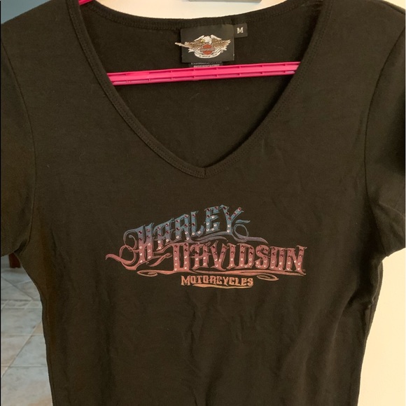 Harley Davidson woman’s black v neck t-shirt (M)